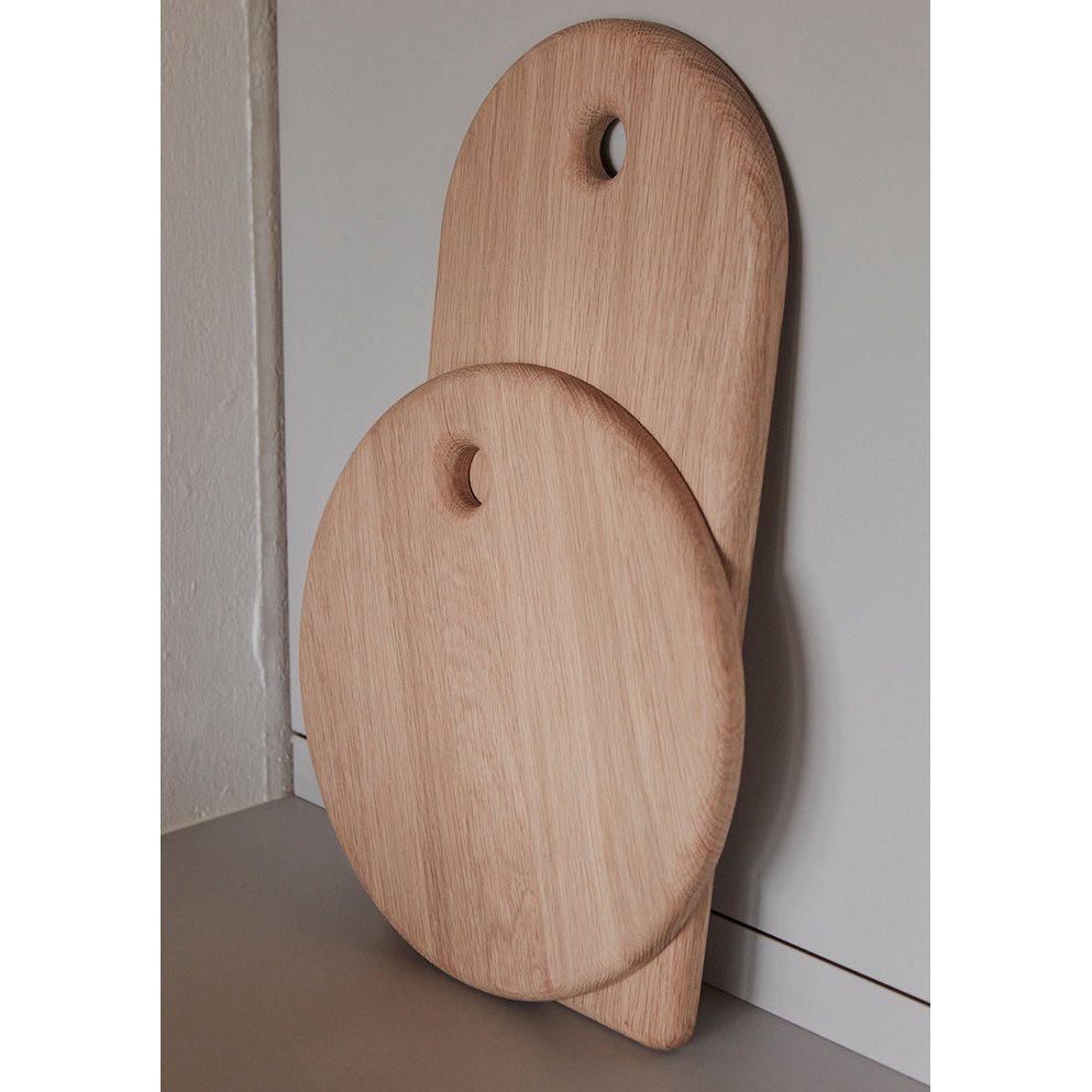 100% Oak cutting board - Round