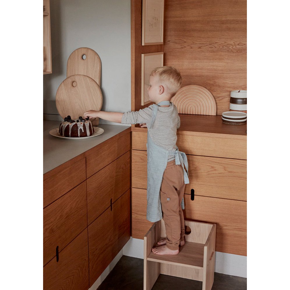 100% Oak cutting board - Round