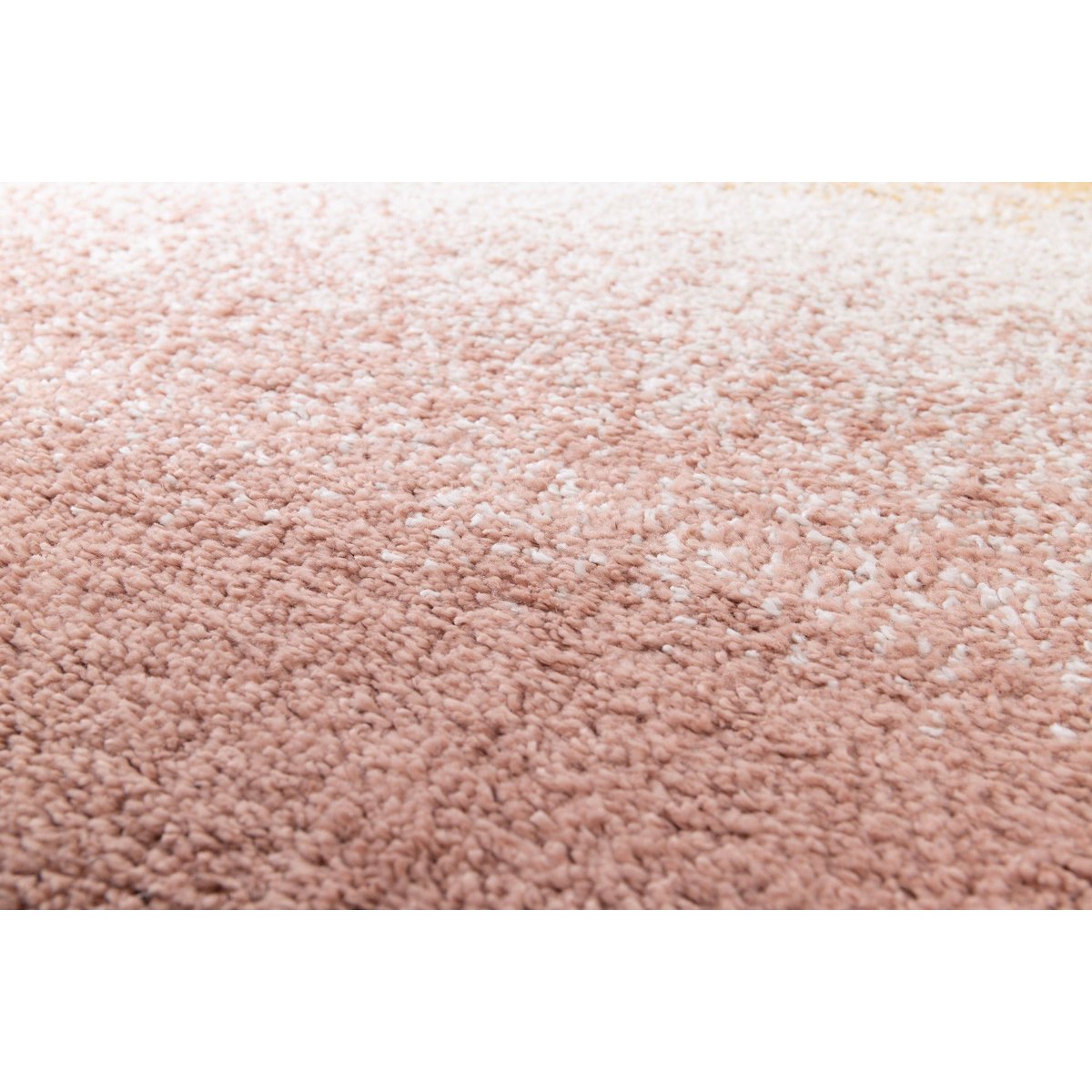 Soft high-pile rug ombré