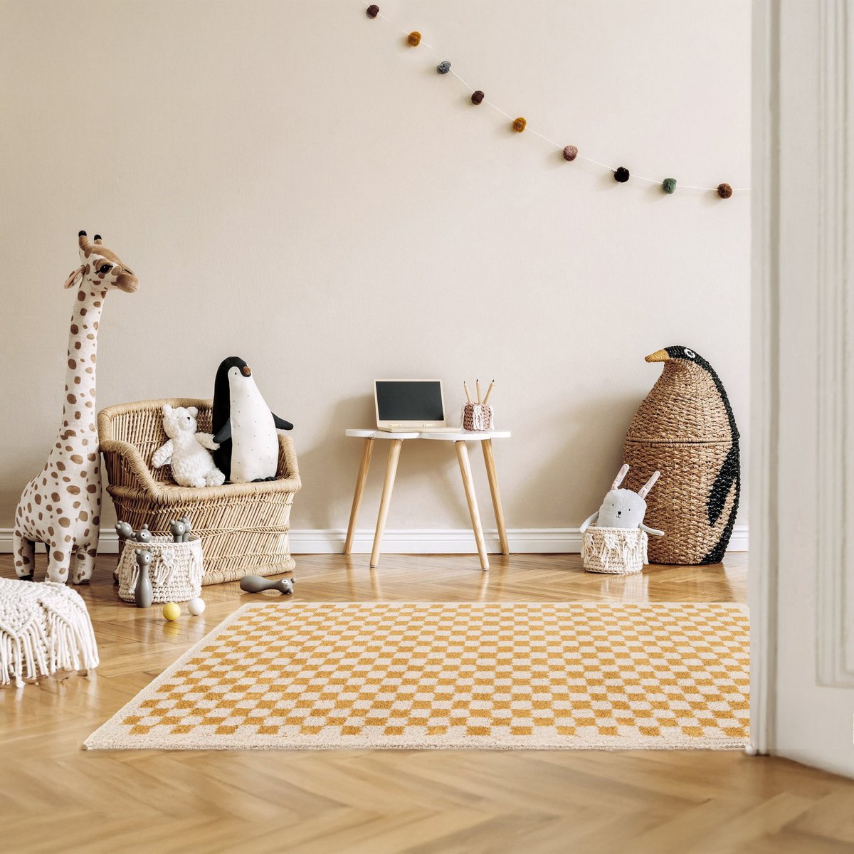 Soft and bulky chequered rug - Yellow