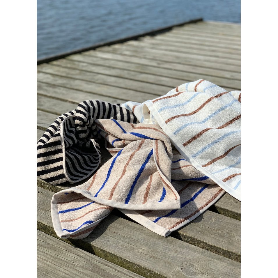 Striped 100% organic cotton towel