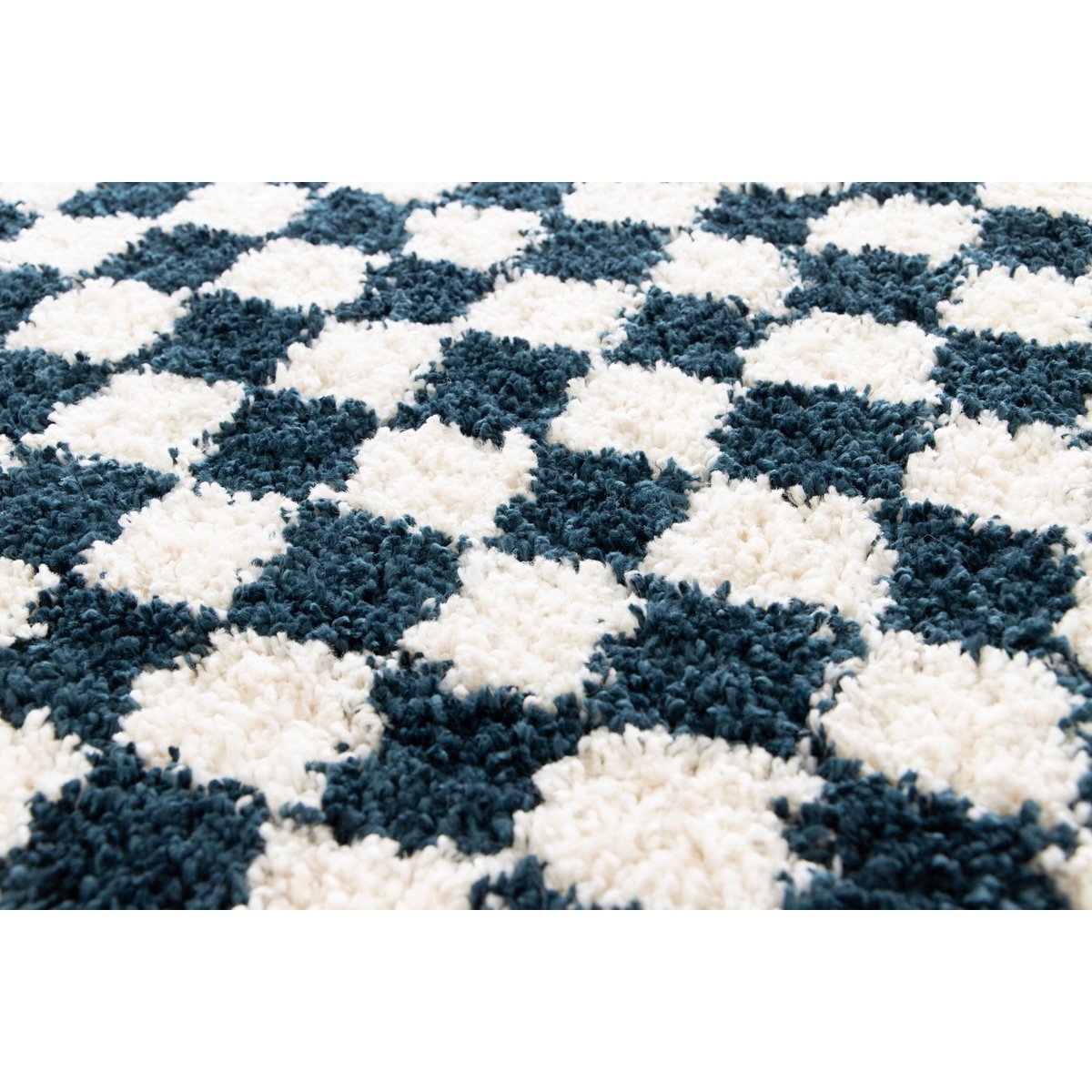 Soft and bulky chequered rug - Blue